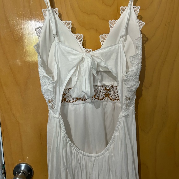 White Lace Maxi Dress - Picture 4 of 4